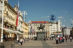 Zagreb-jelacic-sq-0914