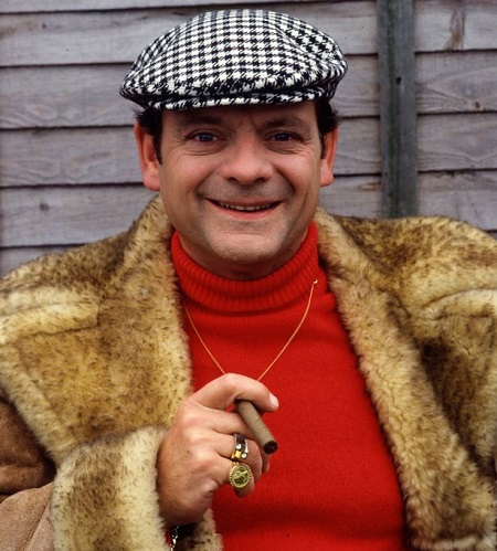 PROD-David-Jason-as-Derek-Del-Boy-Trotter